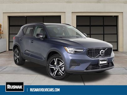 New 2026 Volvo XC40 B4 Core