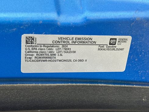 Used 2024 GMC Terrain AT4 w/ Tech Package image 28