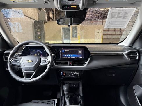 Used 2025 Chevrolet TrailBlazer LT image 22