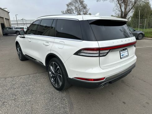 Used 2023 Lincoln Aviator Reserve w/ Equipment Group 201A image 5