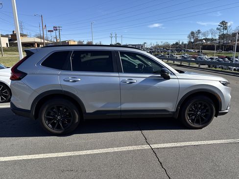 Used 2025 Honda CR-V Sport-L image 11