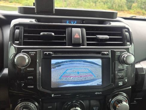 Used 2015 Toyota 4Runner Trail Premium AWD/4WD image 23