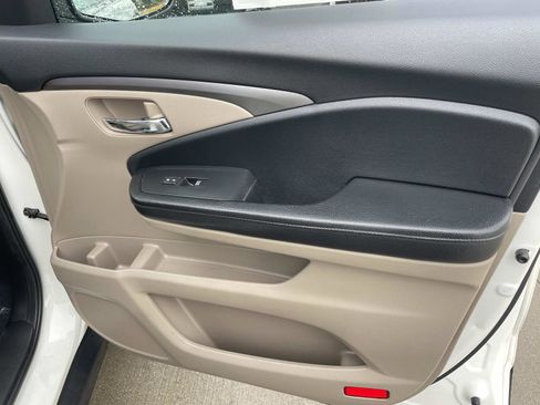 Used 2017 Honda Pilot LX image 20