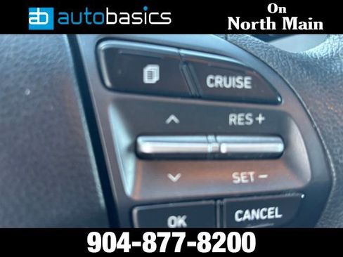 Used 2019 Hyundai Kona SE image 11