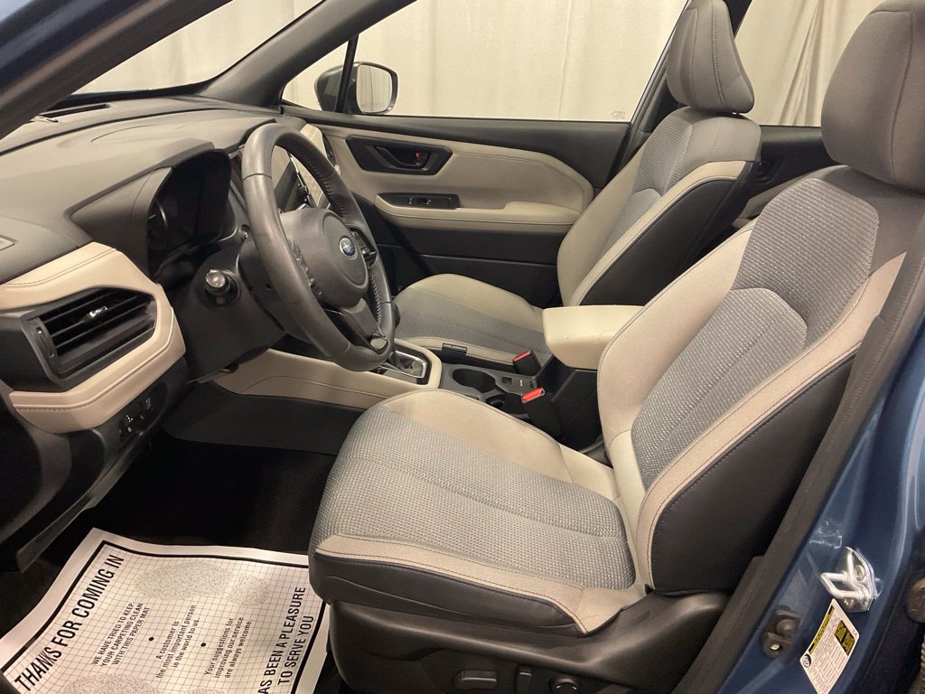 Used 2025 Subaru Forester Premium AWD/4WD image 13