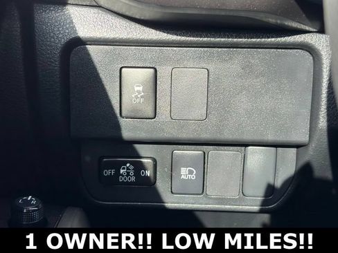 Used 2023 Toyota Tacoma SR5 w/ Technology Package AWD/4WD image 19