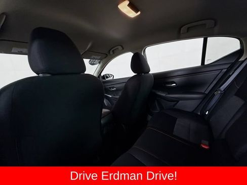 Used 2025 Nissan Sentra SR w/ Midnight Edition FWD image 10