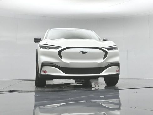 Used 2023 Ford Mustang Mach-E Select RWD image 46