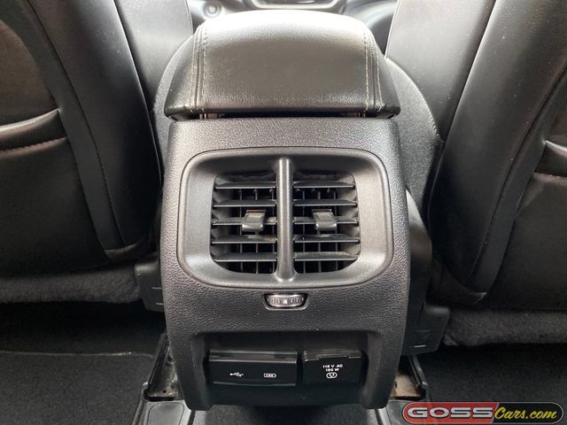 Used 2019 Jeep Cherokee Limited AWD/4WD image 22