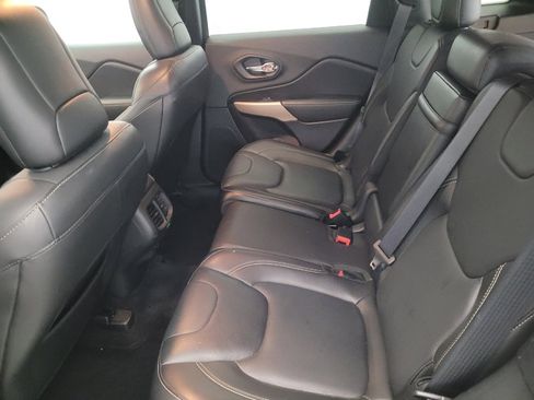Used 2018 Jeep Cherokee Limited AWD/4WD image 18