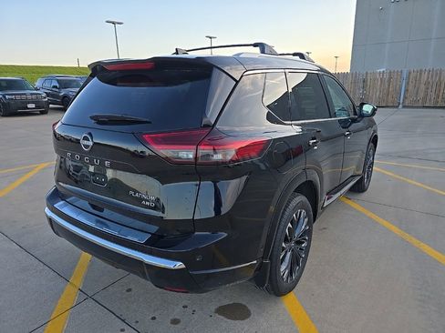 Used 2026 Nissan Rogue Platinum w/ Platinum Premium Package AWD/4WD image 5