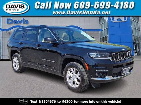 Used 2022 Jeep Grand Cherokee L Limited AWD/4WD image 1