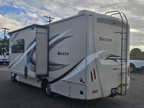 Used 2017 Mercedes-Benz Sprinter 3500 image 11