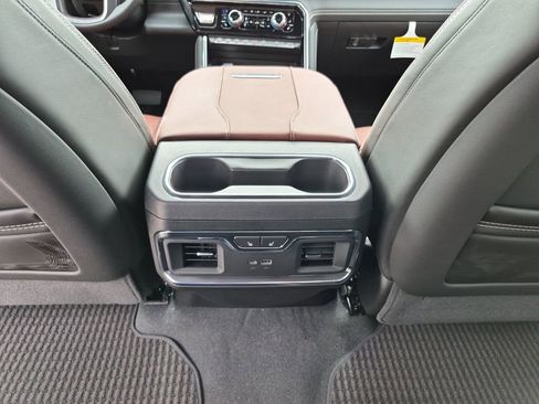 New 2026 GMC Sierra 2500 Denali Ultimate AWD/4WD image 35