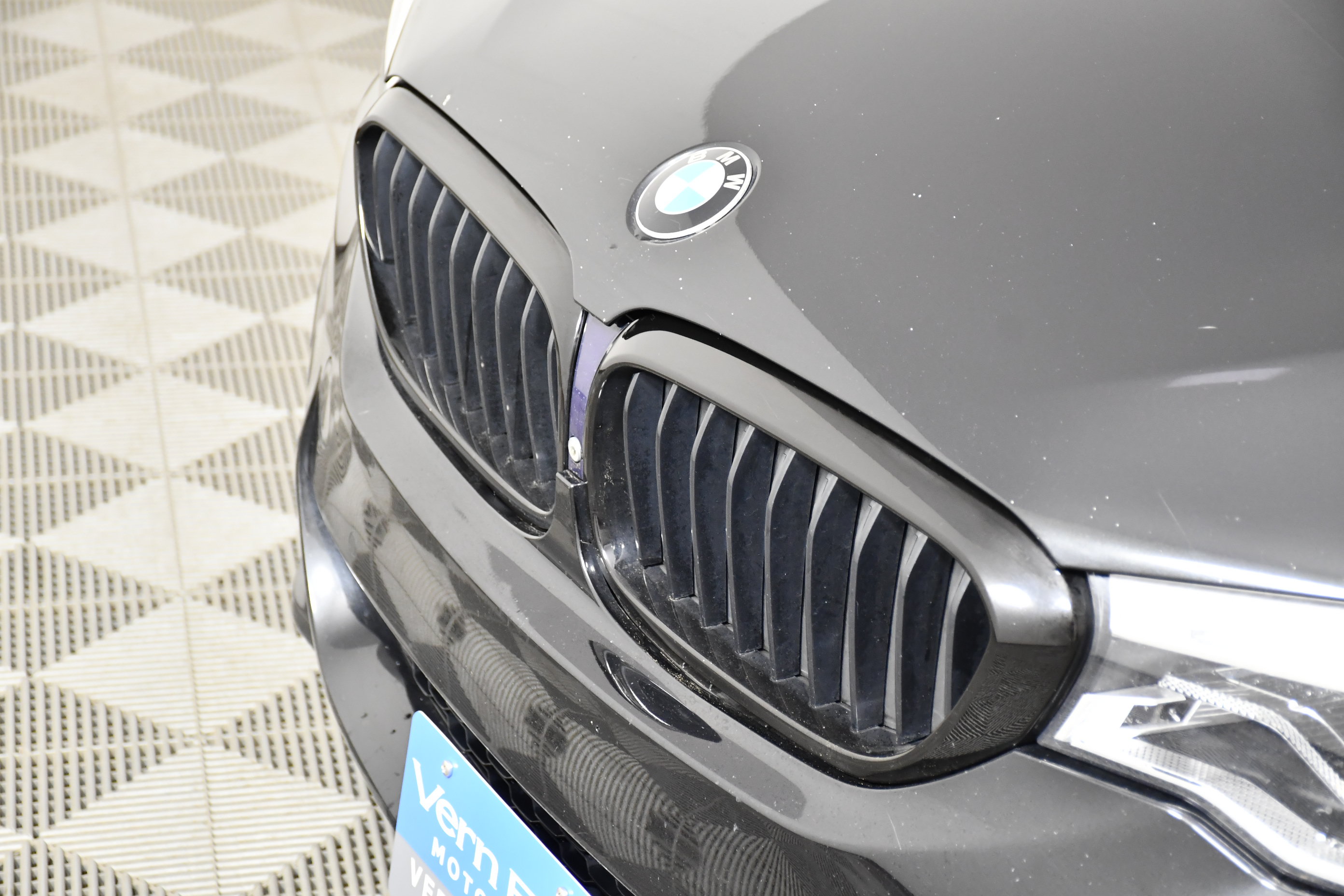Used 2019 BMW M550i xDrive w/ Dynamic Handling Package AWD/4WD image 11