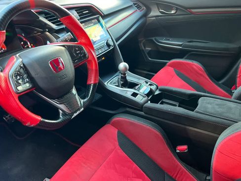 Used 2019 Honda Civic Type R image 14