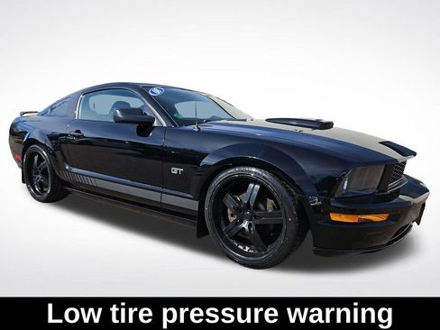 Used 2008 Ford Mustang GT Premium RWD image 8