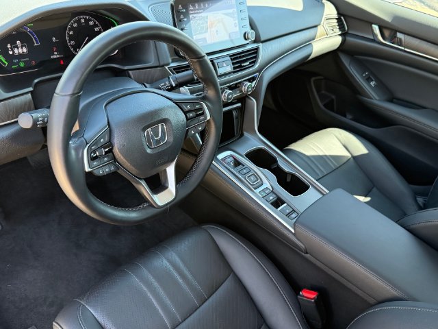 Used 2022 Honda Accord Touring image 8