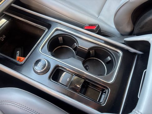 Used 2022 Lincoln Corsair FWD image 24