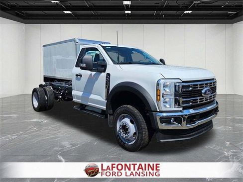 New 2025 Ford F450 XL w/ XL Chrome Package image 9