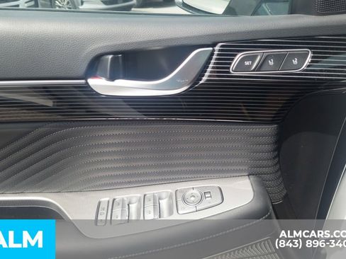 Used 2023 Hyundai Palisade Calligraphy image 15