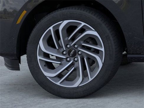 New 2025 Lincoln Navigator L Reserve image 19