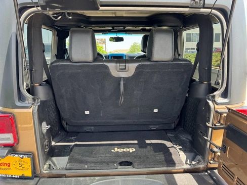 Used 2015 Jeep Wrangler Rubicon w/ Dual Top Group AWD/4WD image 6