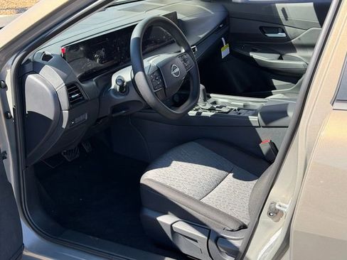 New 2026 Nissan Sentra SV FWD image 11
