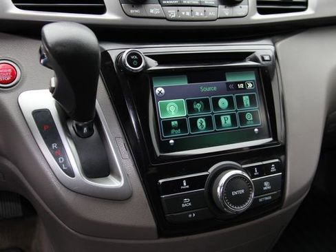 Used 2015 Honda Odyssey EX image 22