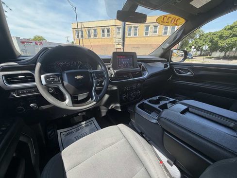 Used 2022 Chevrolet Tahoe 4WD w/ Remote Keyless Entry Package image 19