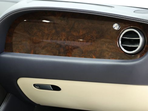 Used 2017 Bentley Continental GT image 72