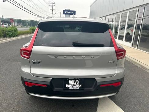 Certified 2025 Volvo XC40 B5 Plus AWD/4WD image 4