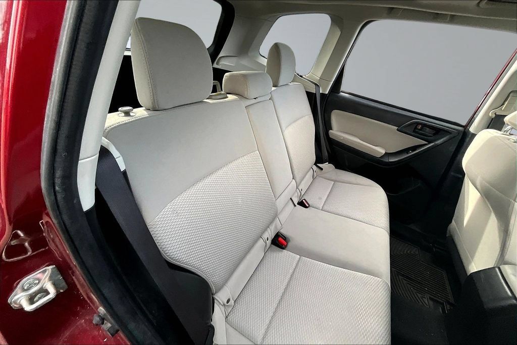 Used 2014 Subaru Forester 2.5i Premium w/ Popular Package #2 AWD/4WD image 25