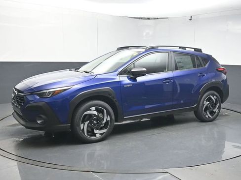 New 2026 Subaru Crosstrek 2.5i Limited w/ Crosstrek Mirror Package AWD/4WD image 4