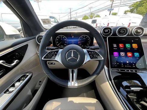 Used 2026 Mercedes-Benz GLC 300 4MATIC image 10