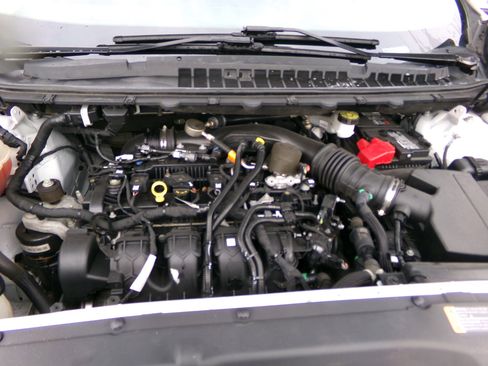 Used 2019 Ford Edge SEL image 26