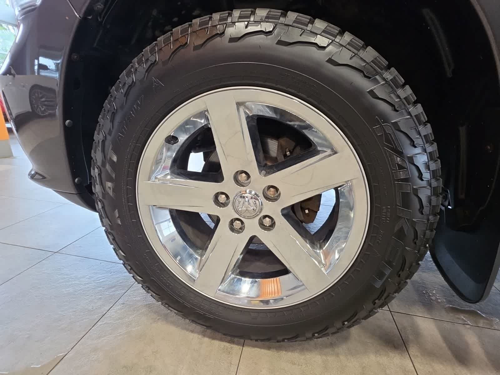Used 2017 RAM 1500 Express AWD/4WD image 16