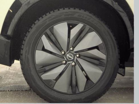 Used 2024 Nissan Ariya AWD image 20