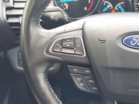 Used 2019 Ford Escape SE FWD image 27