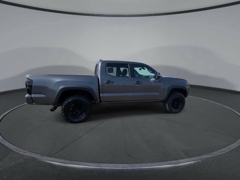 Certified 2020 Toyota Tacoma TRD Pro AWD/4WD image 9