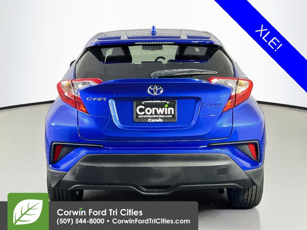 Used 2019 Toyota C-HR XLE FWD image 12