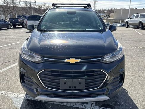 Used 2020 Chevrolet Trax LT w/ LT Convenience Package image 29
