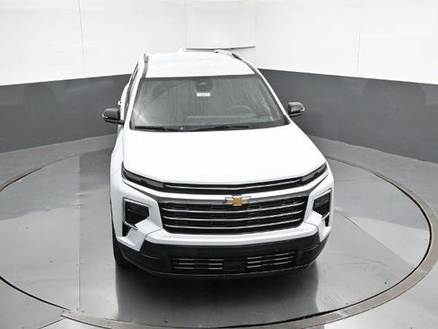 New 2026 Chevrolet Traverse High Country w/ LPO, Floor Liner Package image 24