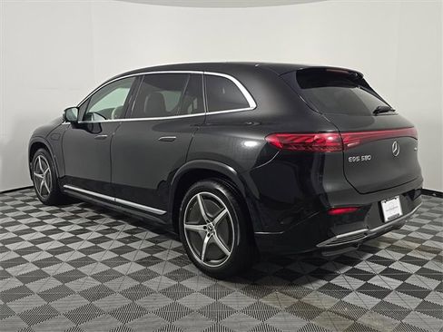 Used 2023 Mercedes-Benz EQS 580 4MATIC SUV image 3