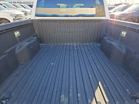 Used 2024 Toyota Tacoma TRD Off-Road image 29