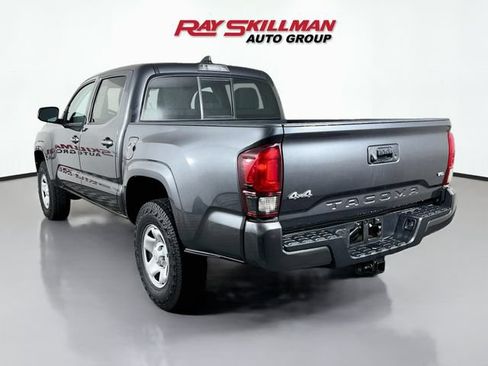 Used 2022 Toyota Tacoma SR AWD/4WD image 5