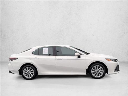 Used 2023 Toyota Camry LE image 4