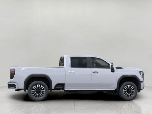 New 2026 GMC Sierra 2500 Denali Ultimate w/ LPO, Black Badging Package image 5