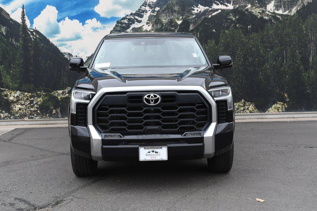 Used 2023 Toyota Tundra Limited w/ TRD Off-Road Package AWD/4WD image 5