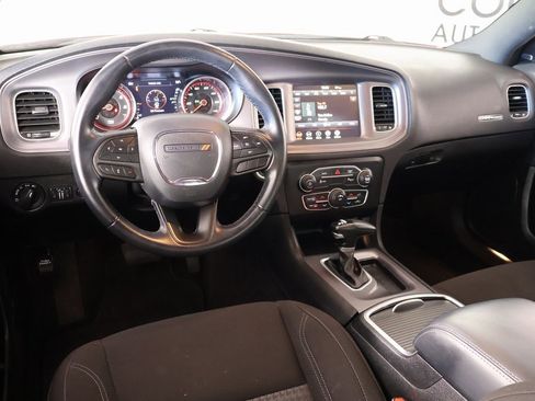 Used 2023 Dodge Charger SXT image 2